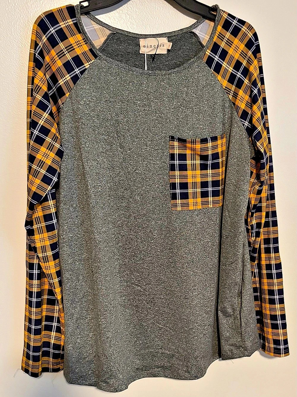 Ninexis is Plaid Raglan Long Sleeve Gray Yellow